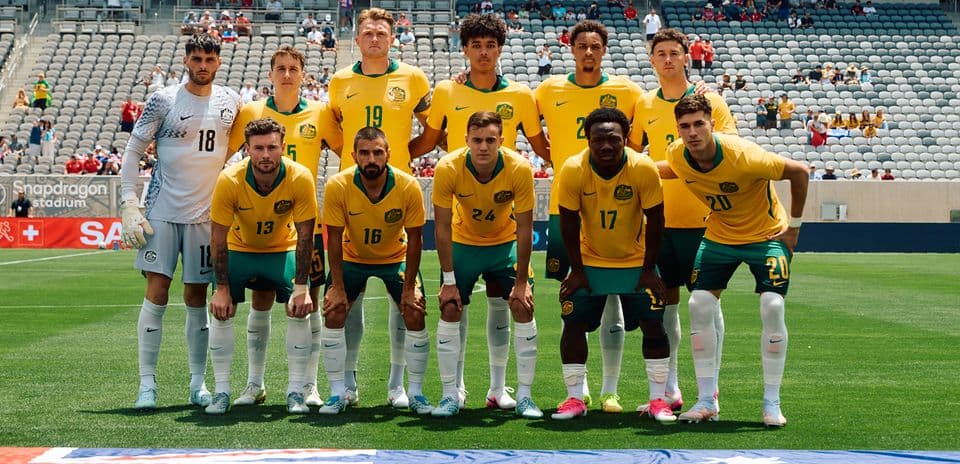 Equipo de Australia posando en el estadio