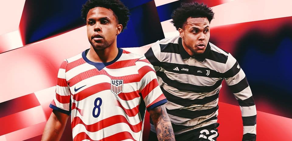 Jugador de fútbol en uniforme de Estados Unidos y Juventus