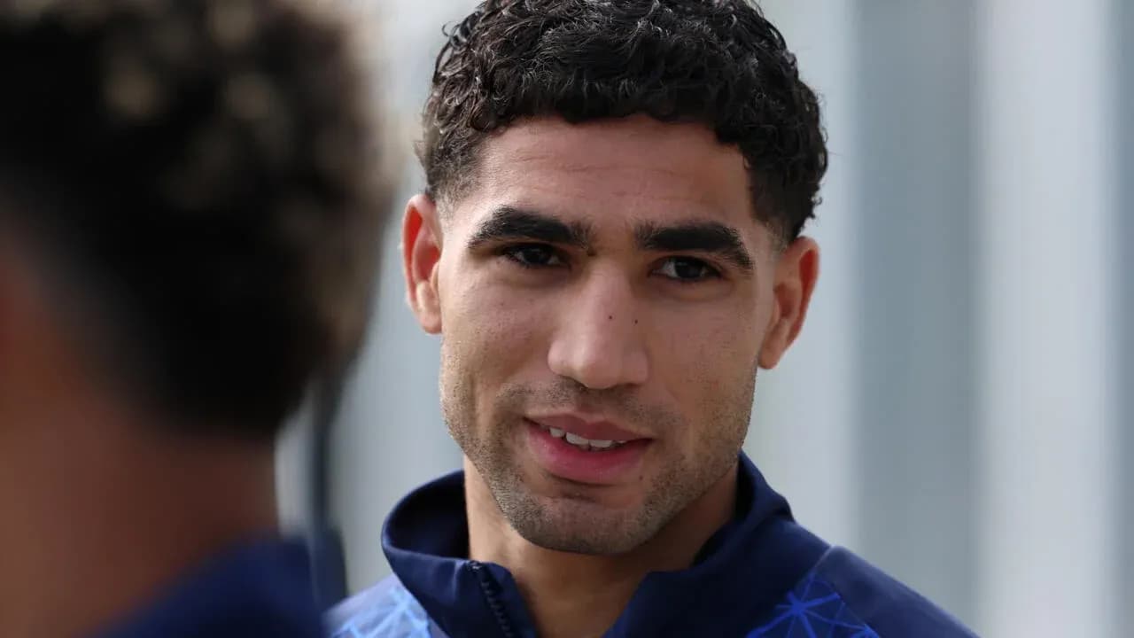 Jugador sonriendo durante una sesión de entrenamiento