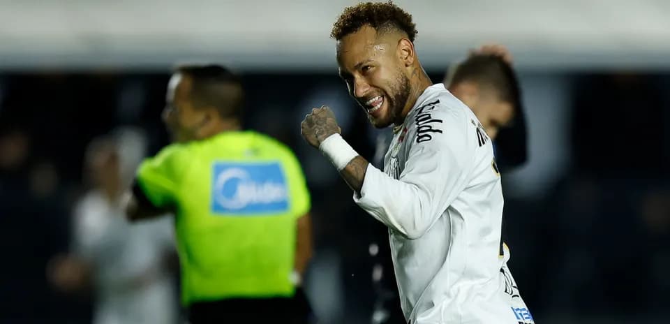 Neymar celebrando un gol durante el partido