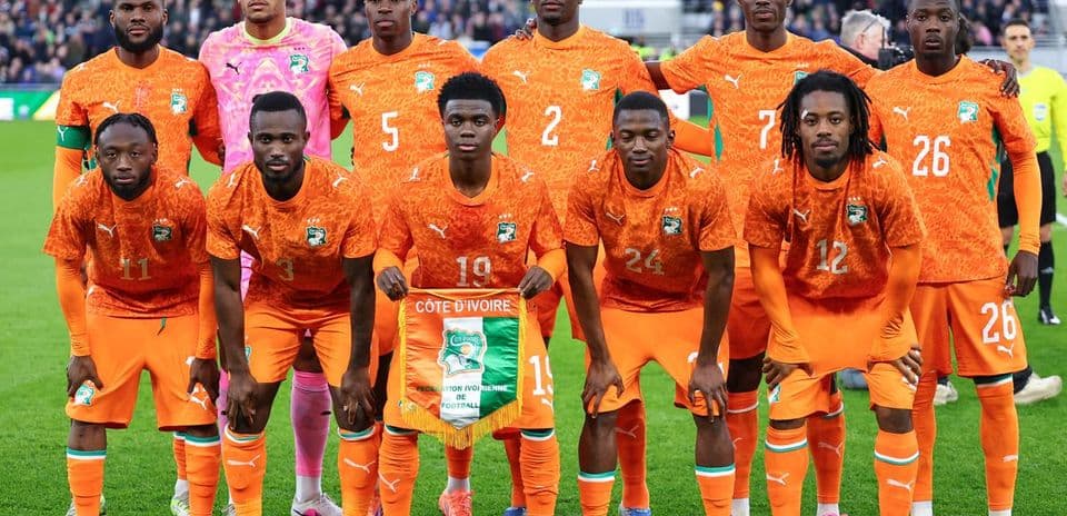 Equipo de Côte d'Ivoire posando para la foto