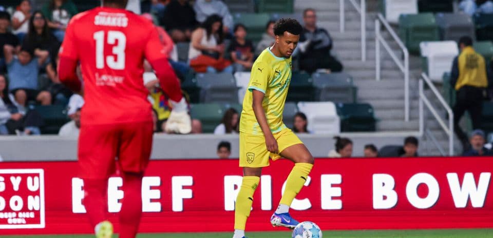Jugador de New Mexico United en acción