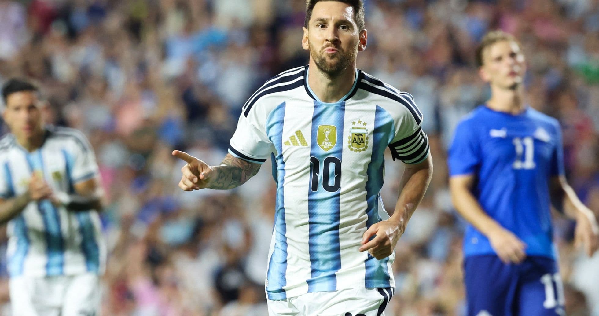 Lionel Messi celebrando un gol con Argentina