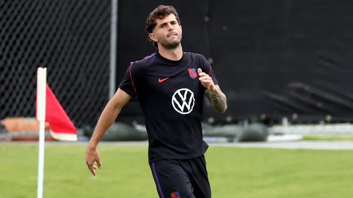 Jugador corriendo durante entrenamiento de fútbol