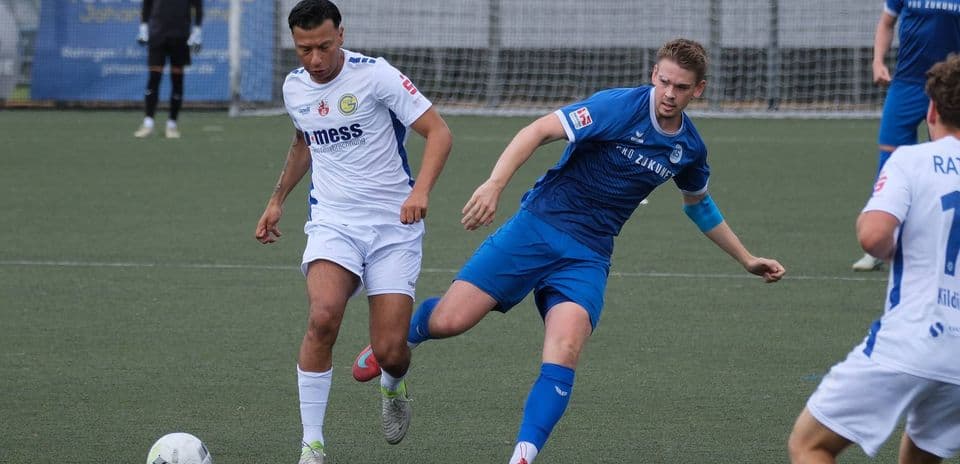 Jugador de SW Essen en acción durante el partido
