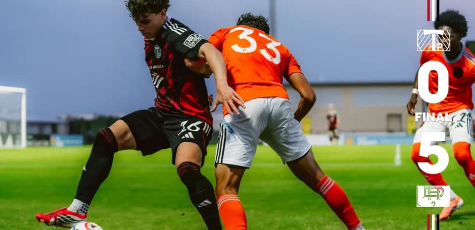 Jugador de Portland Timbers II en acción