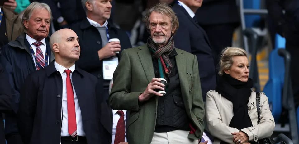 Espectadores en el estadio durante el evento deportivo