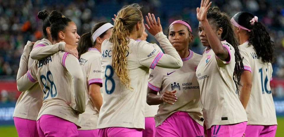 Jugadoras celebrando un gol del San Diego Wave