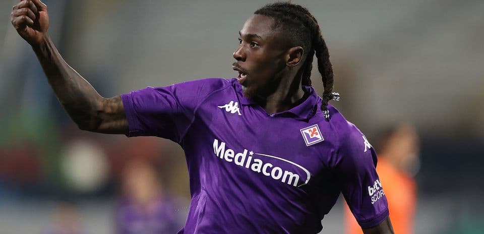 Jugador de Fiorentina celebrando un gol
