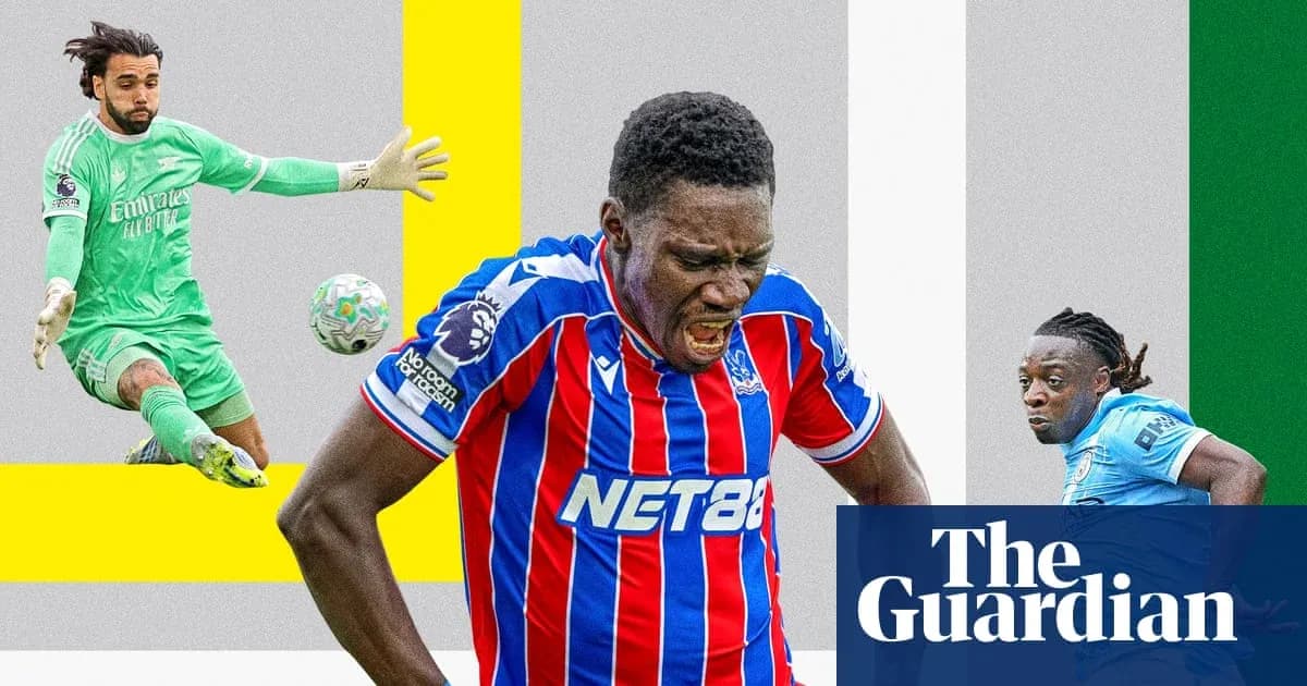 Jugador de Crystal Palace en acción durante partido