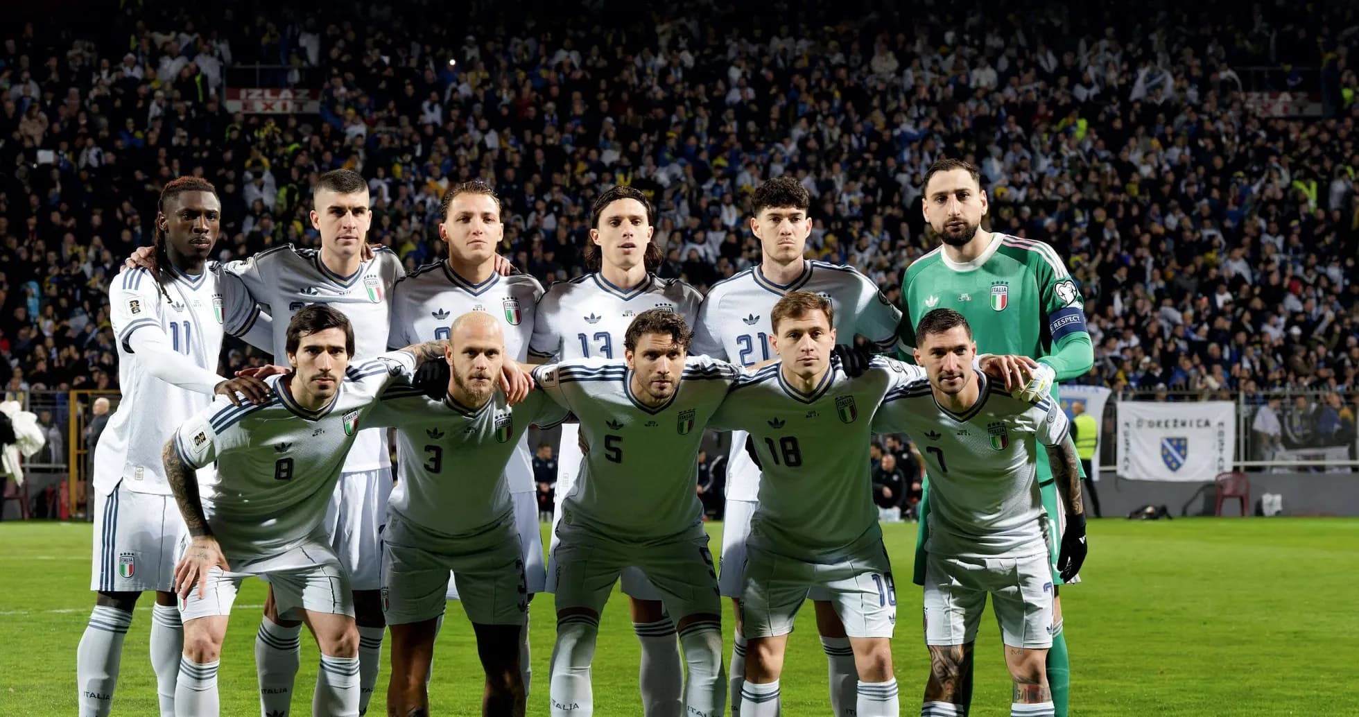 Equipo de Italia posando antes de un partido