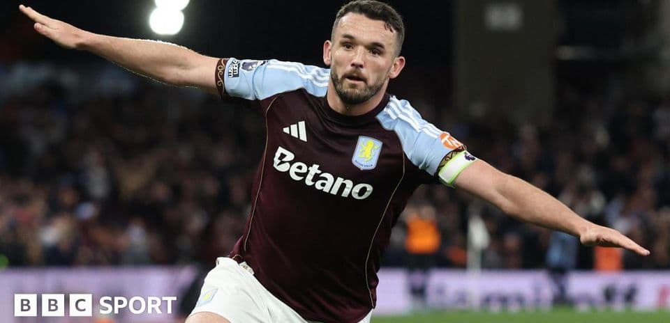 Jugador de Aston Villa celebrando un gol