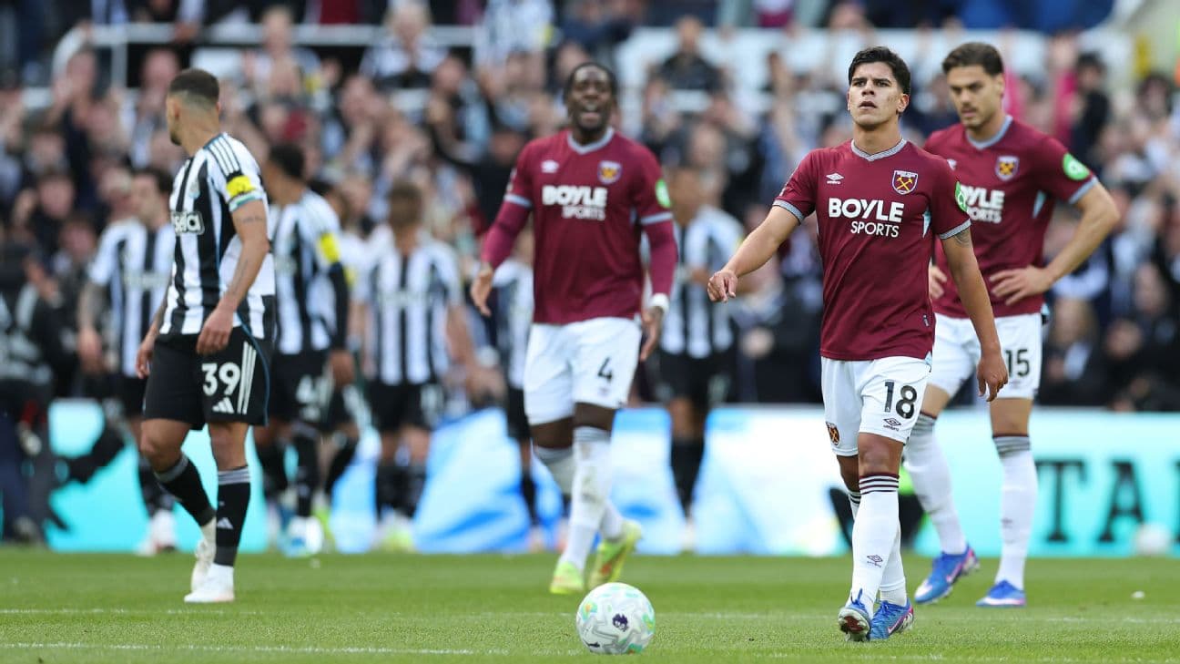 Jugadores de West Ham en el partido contra Newcastle Jugadores de West Ham en el partido contra Newcastle