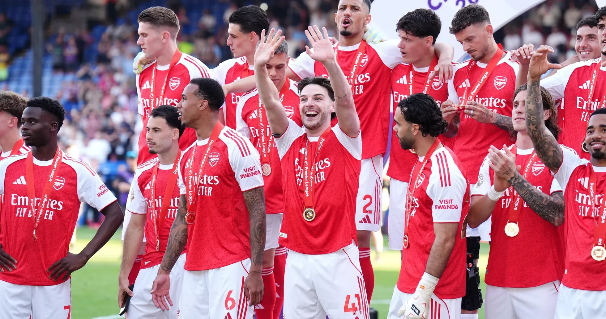 Jugadores de Arsenal celebrando el campeonato Jugadores de Arsenal celebrando el campeonato
