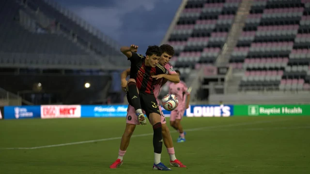 Un jugador de Atlanta United II en acción Un jugador de Atlanta United II en acción