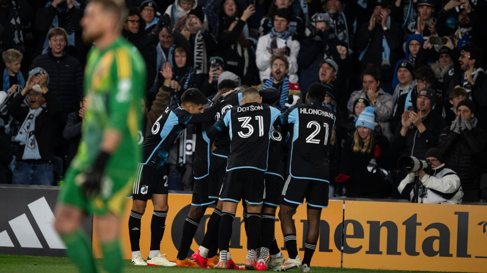 Jugadores de Minnesota United II celebrando un gol Jugadores de Minnesota United II celebrando un gol