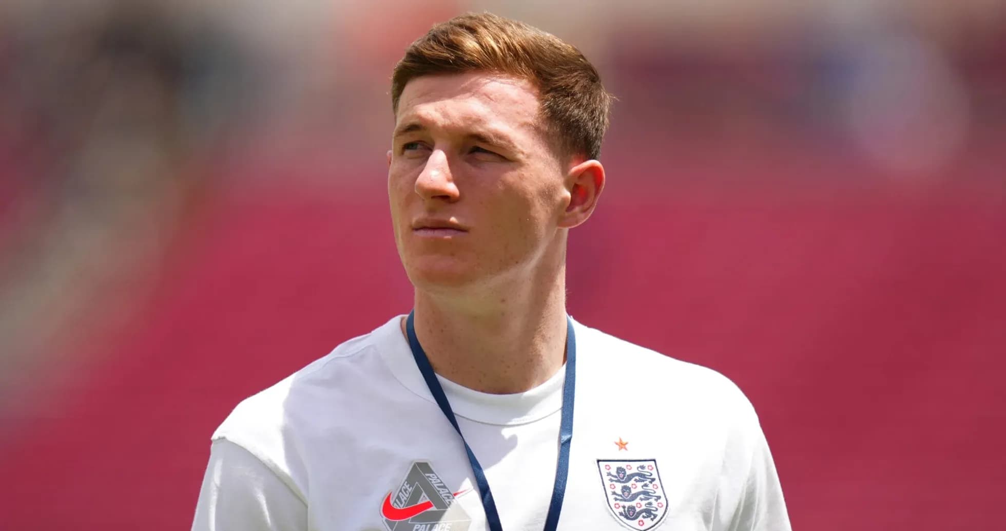 Jugador de Inglaterra en el calentamiento previo al partido Jugador de Inglaterra en el calentamiento previo al partido